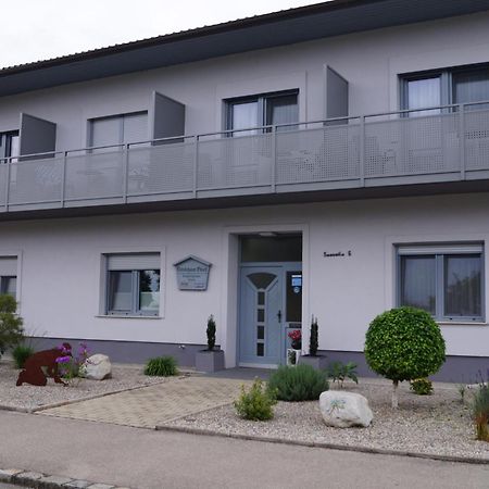 Gaestehaus Gisch Sandra Подерсдорф ам Зее Екстериор снимка